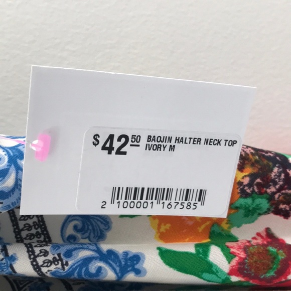 Adorable Paper Dolls halter neck top - Picture 5 of 8